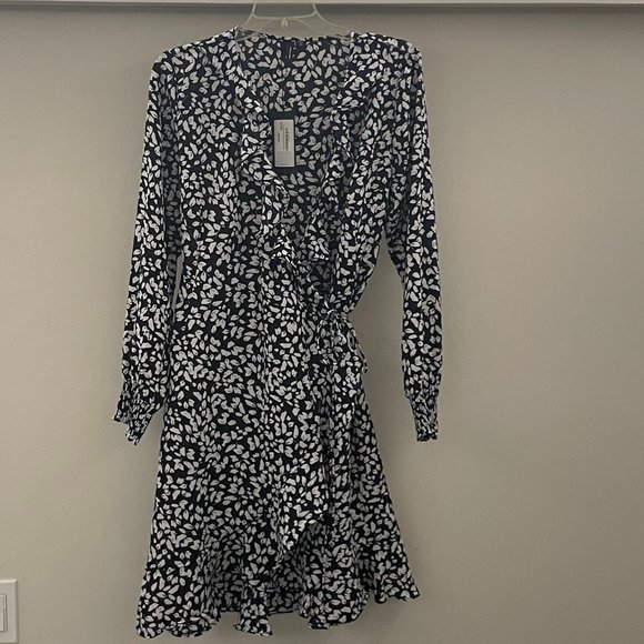 Vero Moda Floral Ruffled Wrap Dress NEW Large - Picture 1 of 7